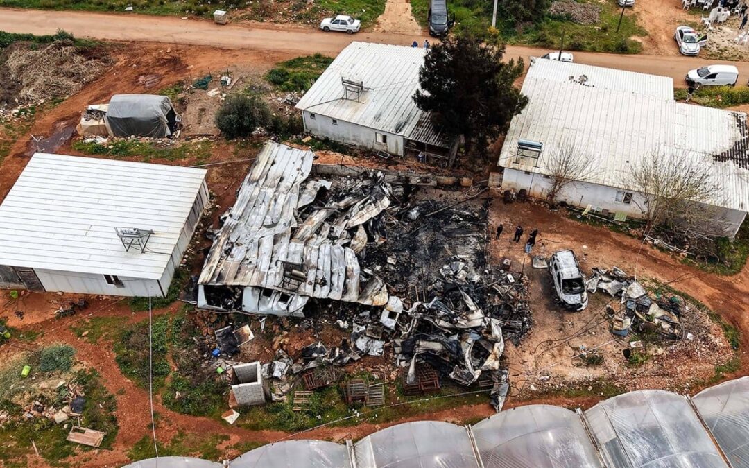 Pregnant woman and 5 kids die in container fire in Turkey