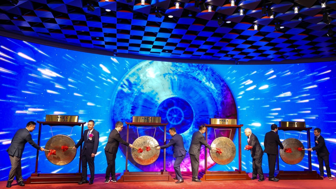 Should Hong Kong’s stock exchange make all IPO applications confidential?