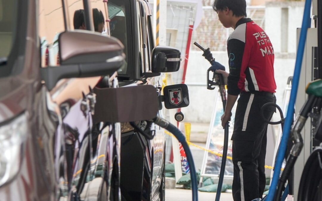 Hong Kong to issue weekly updates on fuel price changes from April 1