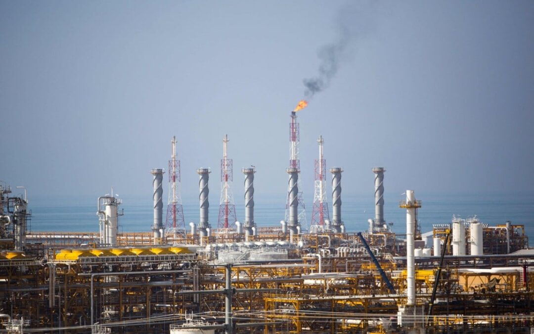 Iran threatens Gulf energy targets after Pars gas field struck, sending oil prices higher