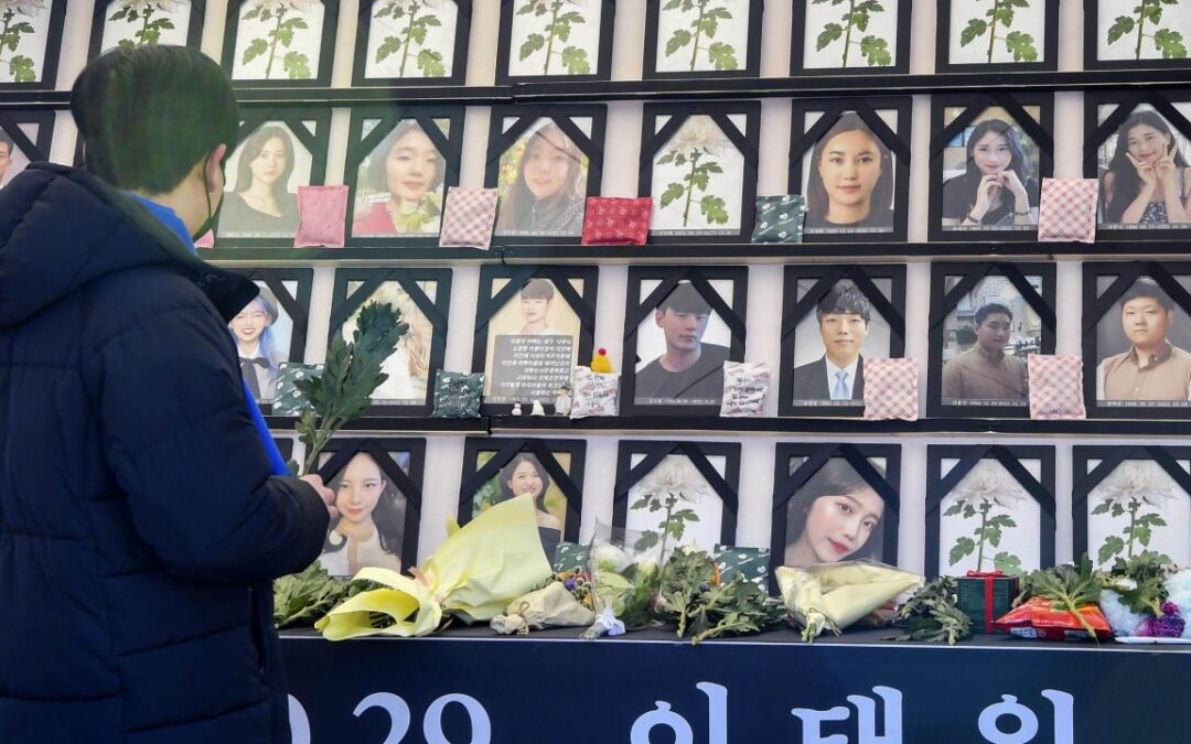 In South Korea, witnesses describe chain of failures as Itaewon crowd crush inquiry begins