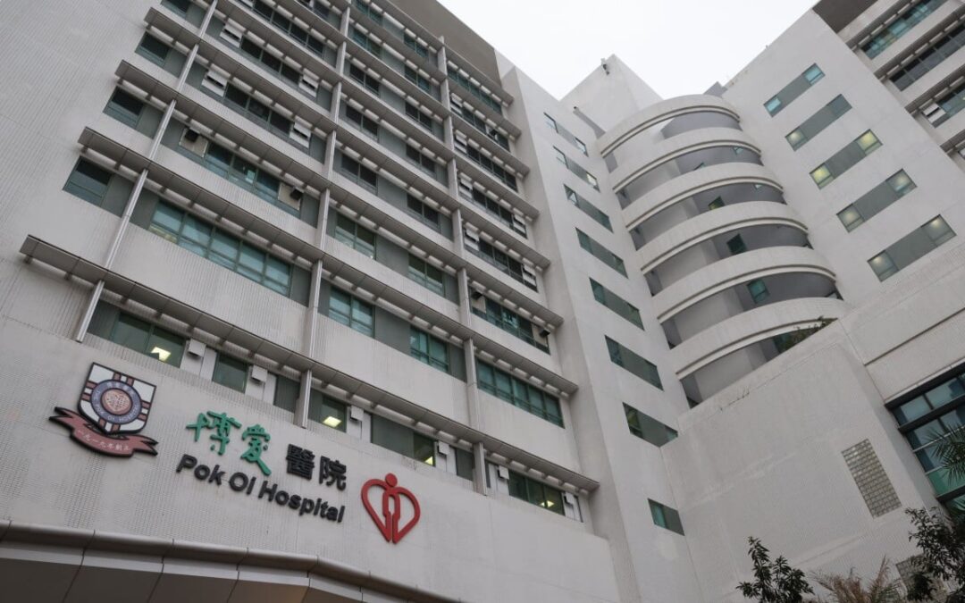 Hong Kong police on the hunt for 2 men who attacked taxi driver after quarrel