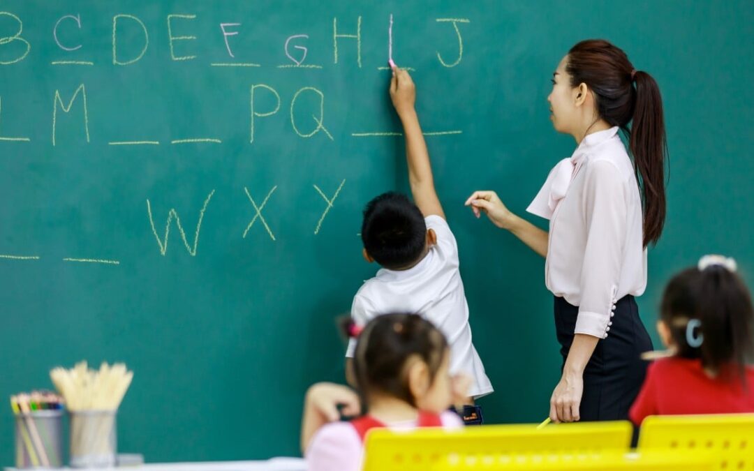 73 public schools join new scheme to hire native English-speaking teachers