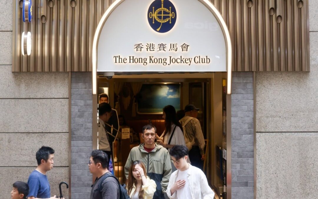 Punters hoping for happy Easter by winning HK$80 million Mark Six snowball draw