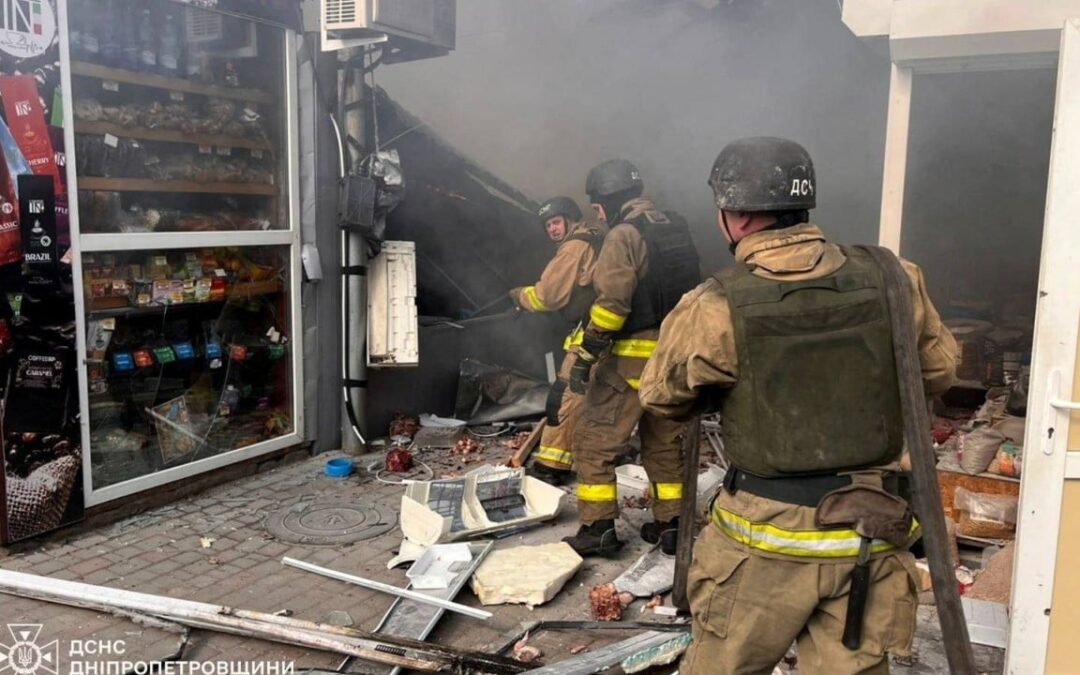 Russia, Ukraine strikes kill 10 as Zelensky travels to Turkey for talks