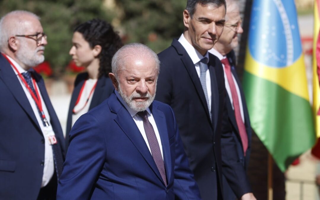 Spain signs deals with Brazil as Sanchez builds anti-Trump bloc