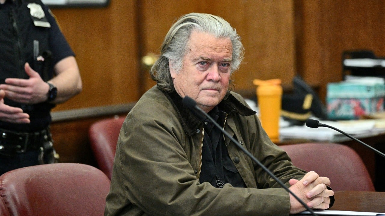 Supreme Court clears path to overturn conviction of ex-Trump aide Steve Bannon