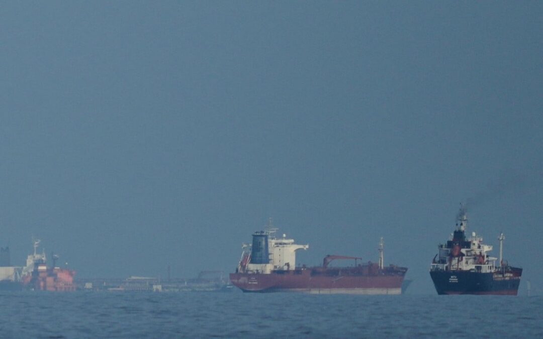 Iran, US say Strait of Hormuz is fully open to commercial vessels