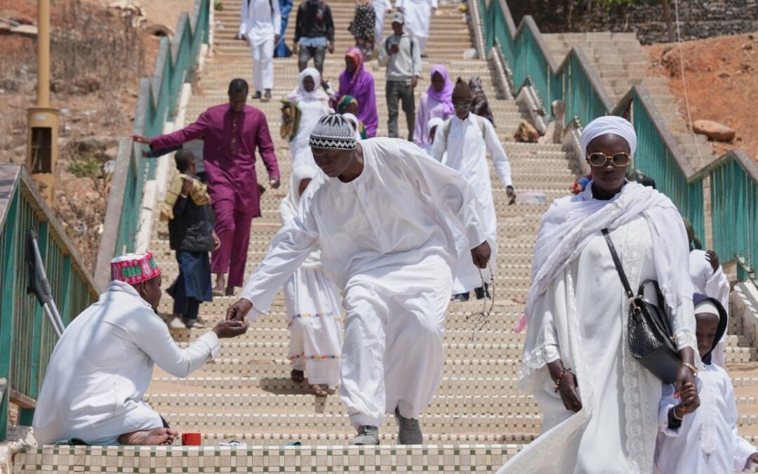 Global wealth gap grows as aid to world’s poorest sees record drop