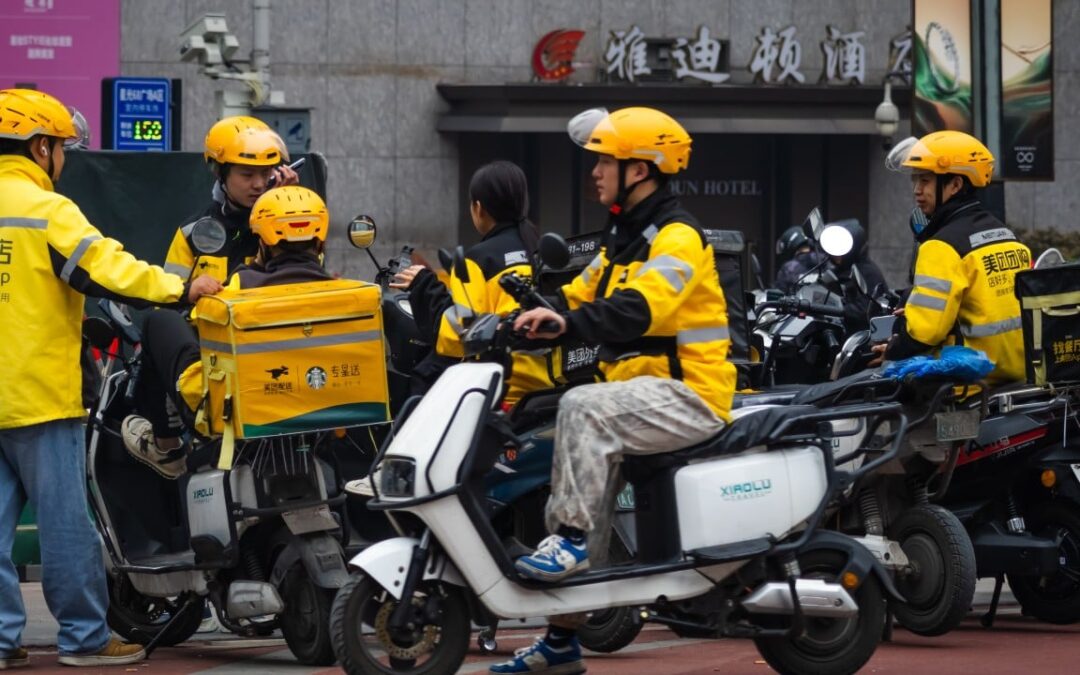 China boosts services for migrants in bid to spur consumption