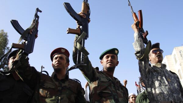 Houthis Announce Ban on Passage of Israeli-Linked Vessels Through Red Sea