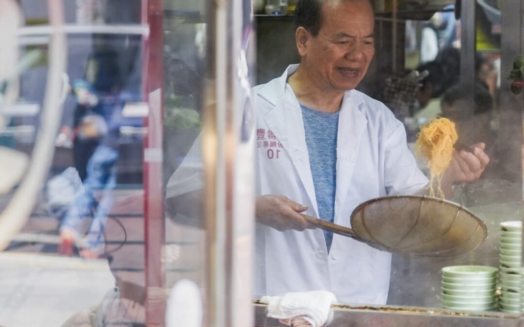 To tackle elderly poverty crisis, Hong Kong needs to rethink retirement