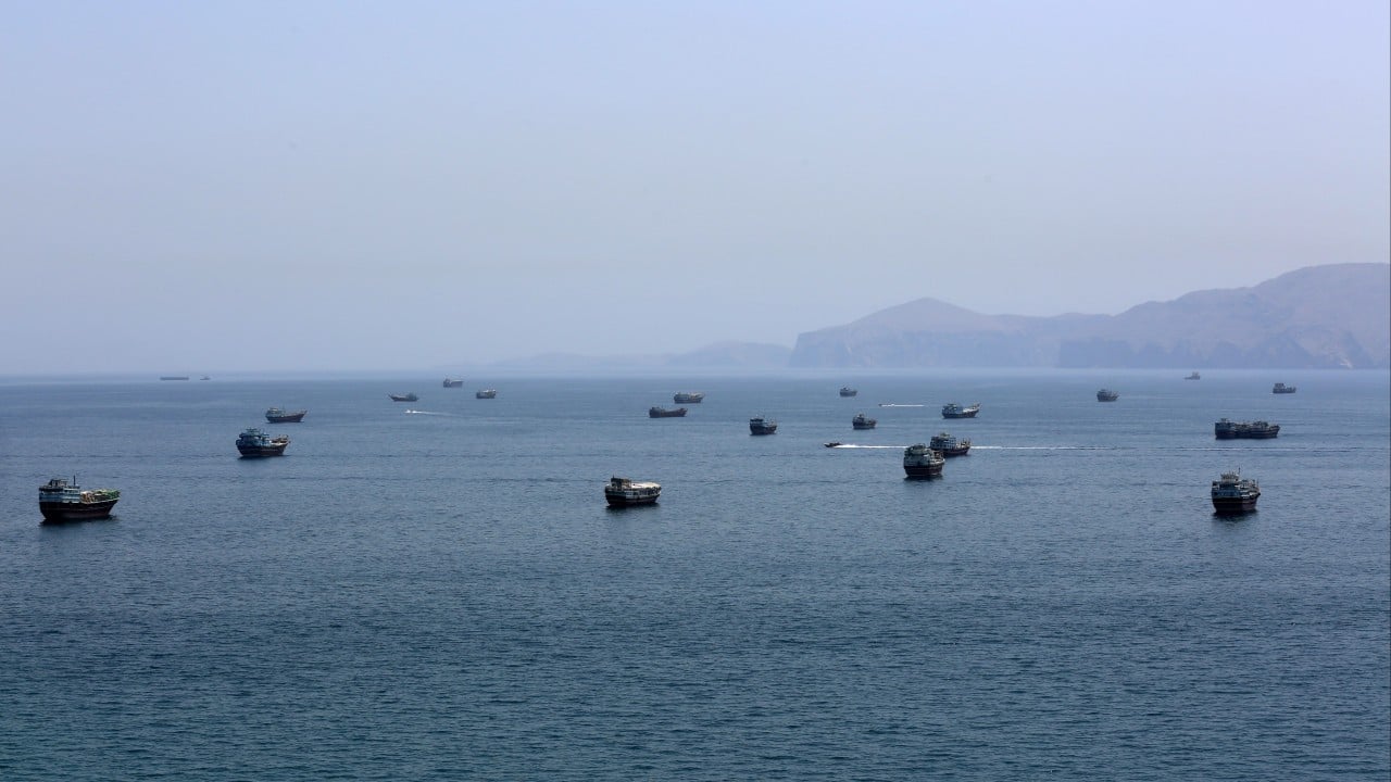 Tehran closes Strait of Hormuz ahead of US-Iran talks in Switzerland