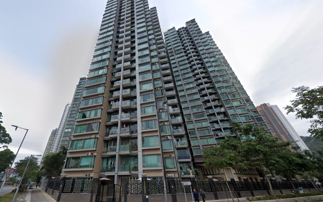 Man suspected of 3 burglaries in Hong Kong arrested at airport