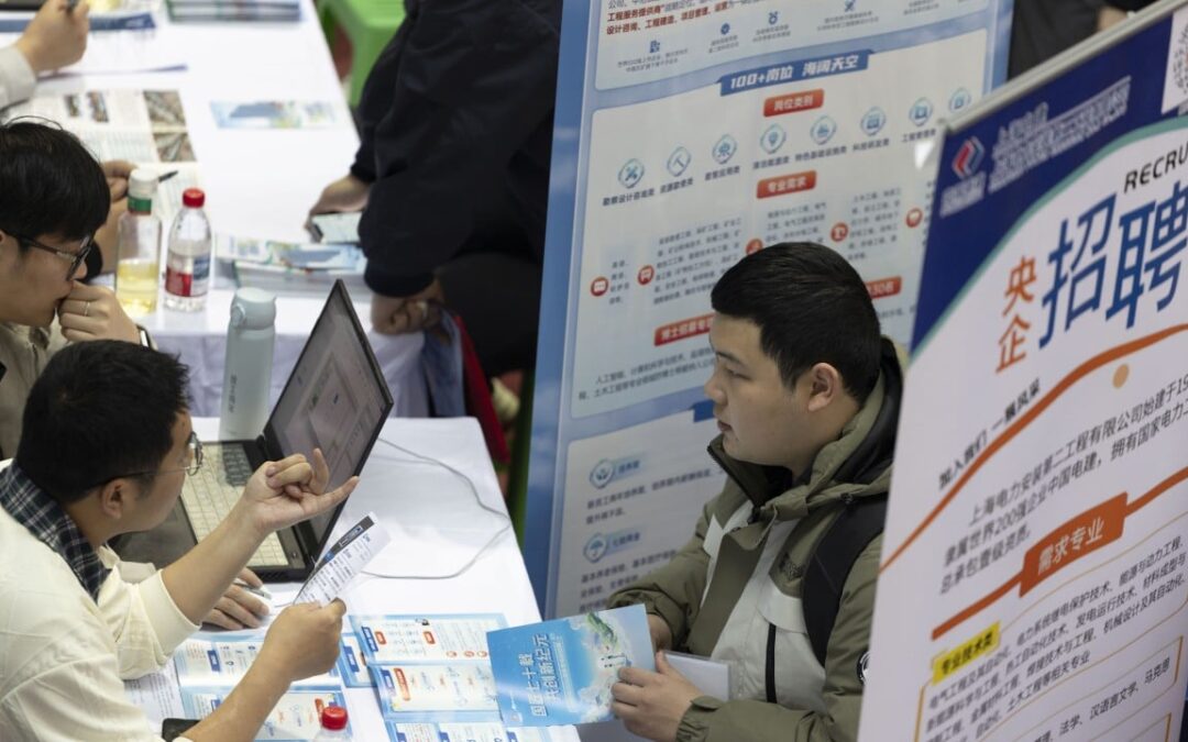 AI skills required for 4 out of 10 graduate jobs in China, says recruitment portal
