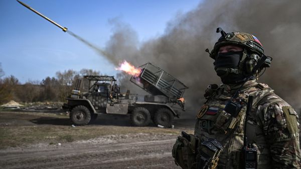 Russian Strikes Hammer Ukrainian Defense Industry and Logistics Overnight