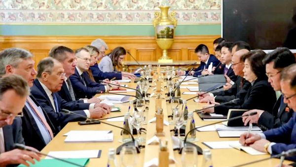 Russian People Will Never Forget North Korean Soldiers’ Feat in Kursk Region – Lavrov