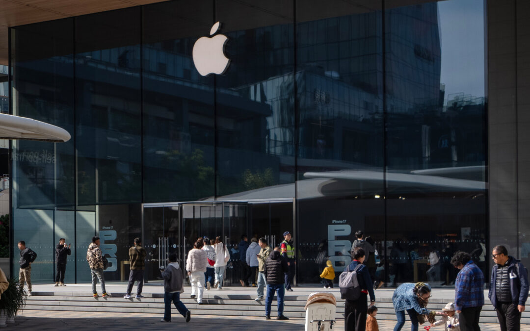 Apple Introduces Leasing Program for iPhones and Other Devices