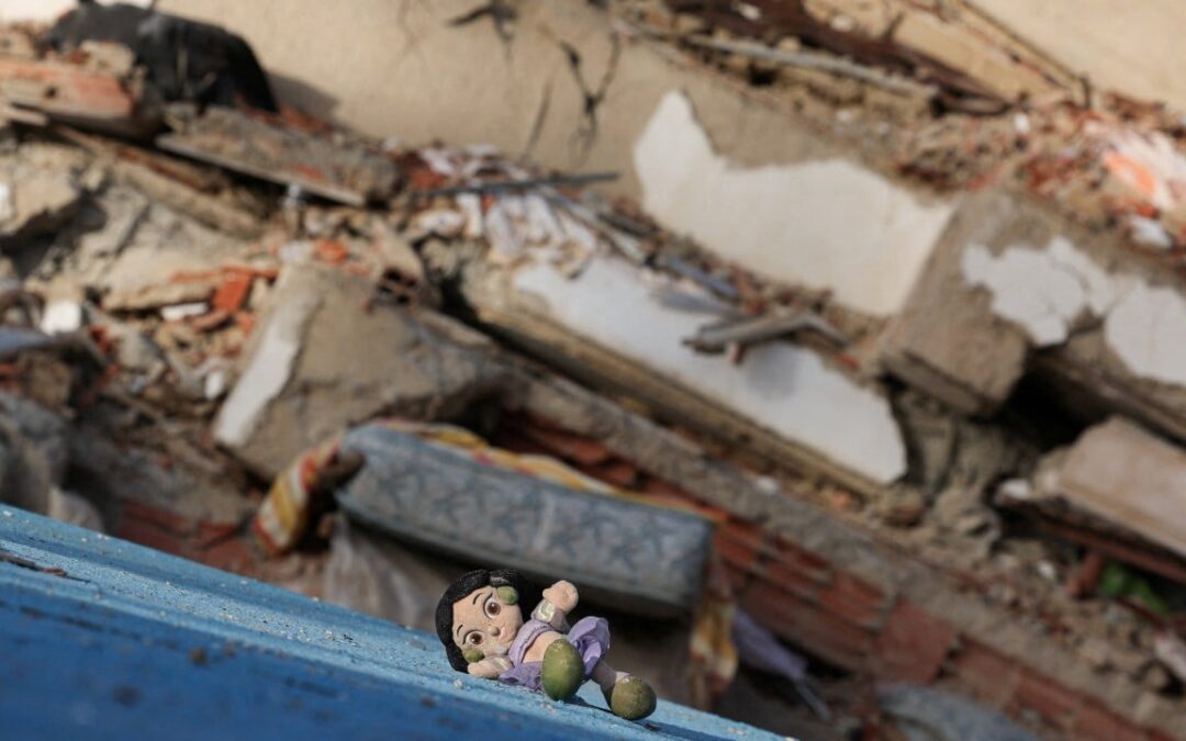 Venezuela faces post-quake medical crisis as threat of infections looms