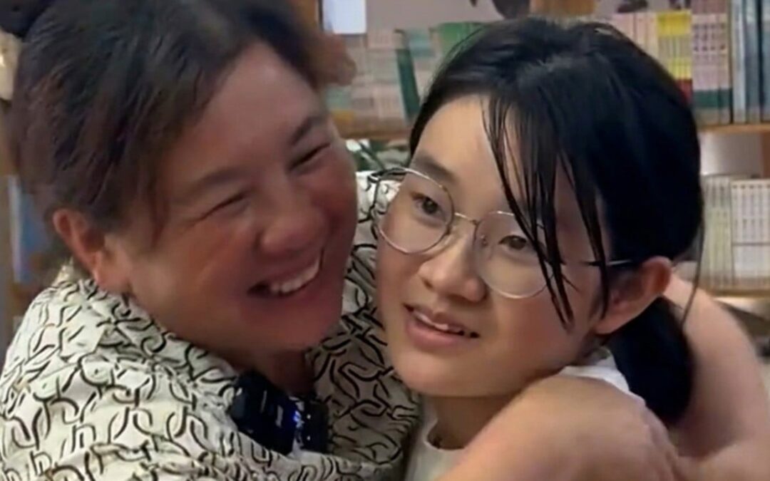 Single China mum carries steel tubes to fund education, weeps, hugs daughter who aces gaokao