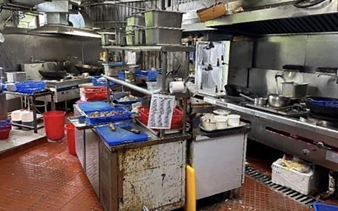 125 arrested as triads use violence to take over construction site lunchbox trade