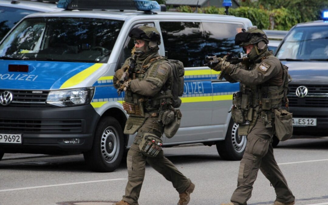 Man dies after knife attack at German bank