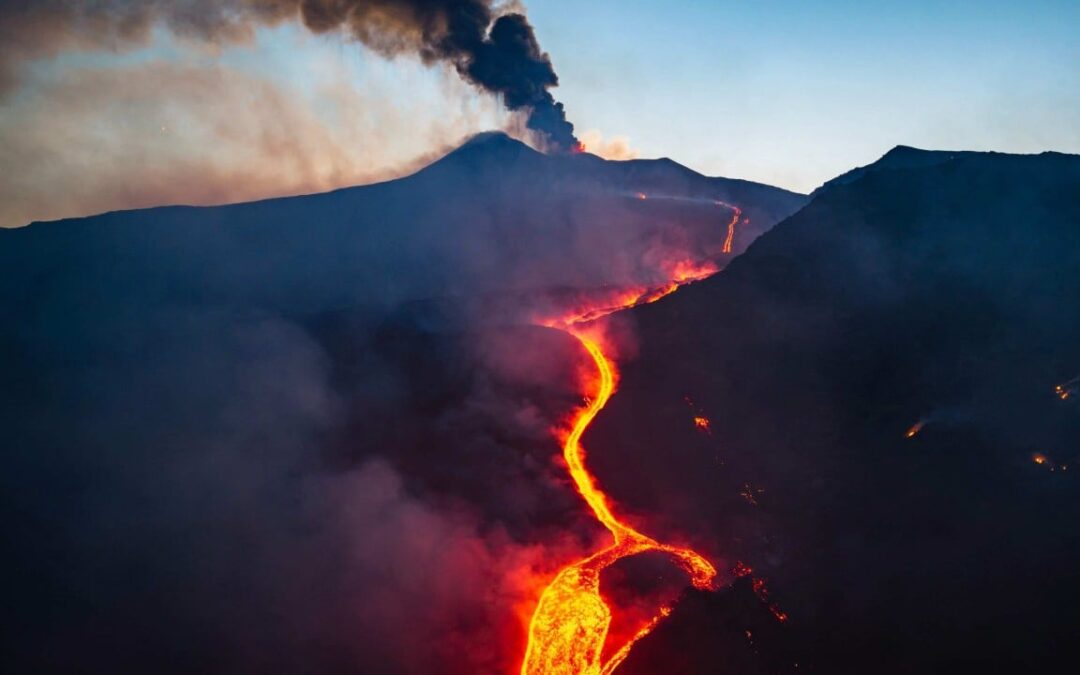 Tourists rush to Mount Etna as it erupts, alarming Italian guides