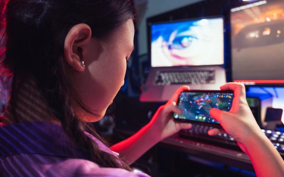 Should Hong Kong regulate loot boxes as addiction issues arise in mobile gaming?