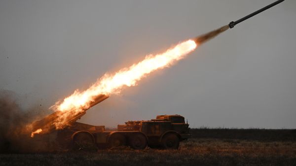 Russian Forces Hit Transport and Logistics Center Near Kiev