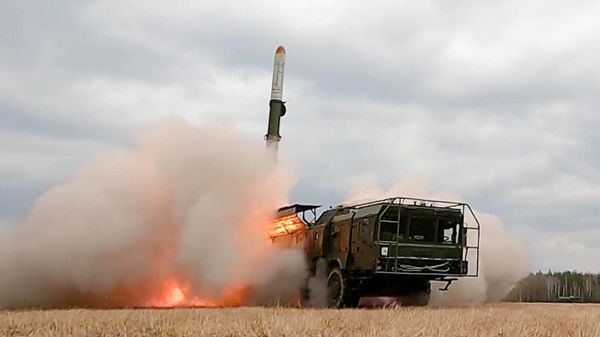 Russian Aircraft and Missile Forces Operate Unopposed in Ukraine – Military Expert