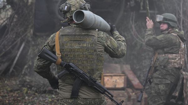 Russian Forces Liberate Petrovka Settlement in Donetsk People’s Republic
