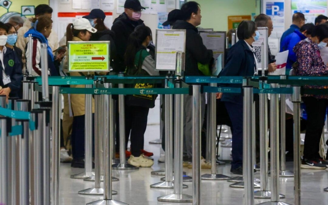 Hong Kong drivers to renew vehicle licences in 1 day by year-end under AI system