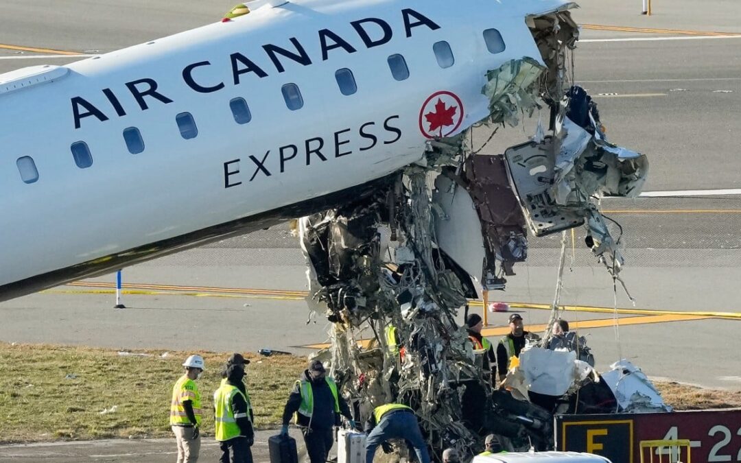 US air traffic controllers left work early before fatal crash. The FAA wants them fired