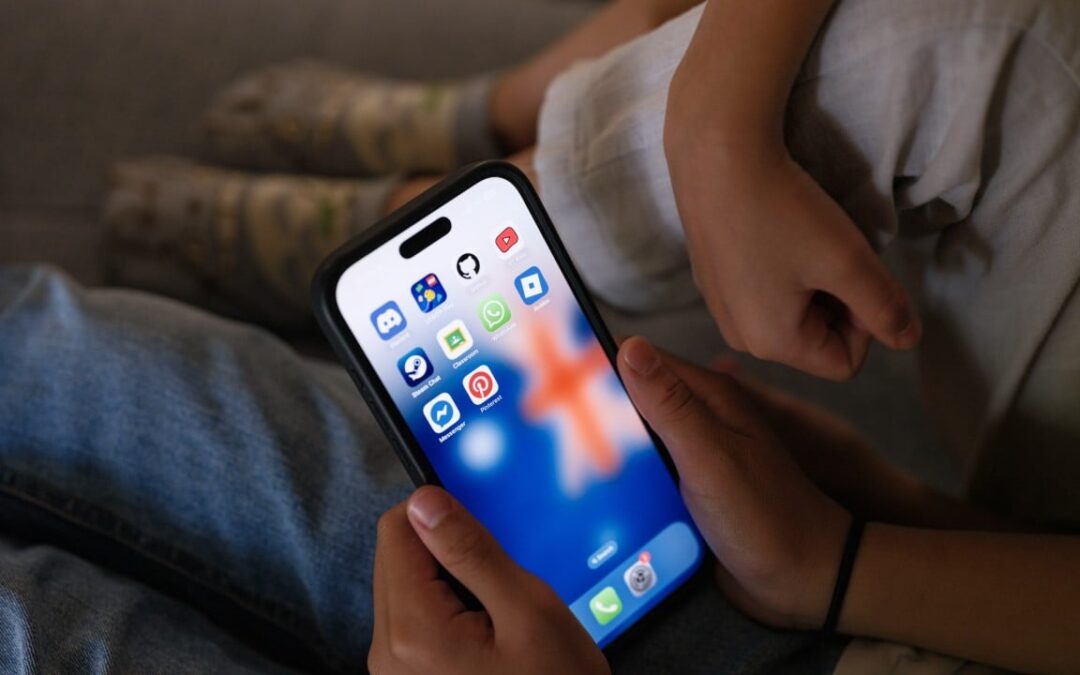 New Zealand plans social media ban for under-16s backed by big fines