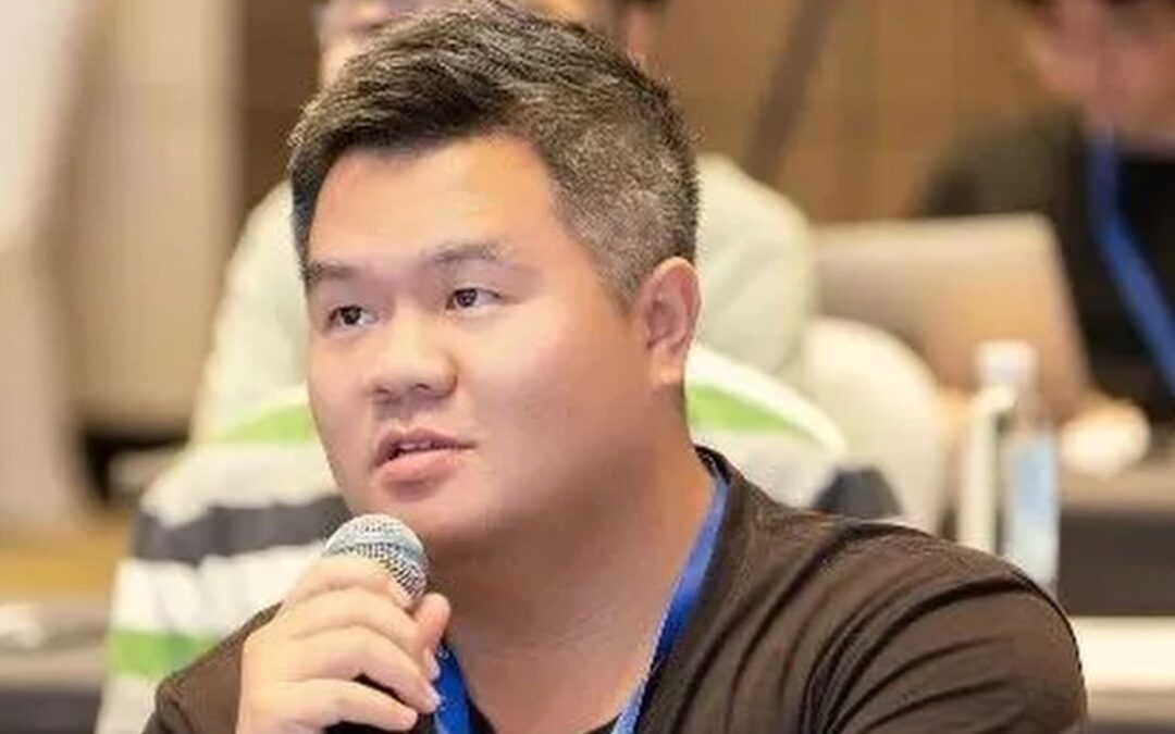 Debate star and physicist Guo Yanliang leaves a top European quantum lab for China