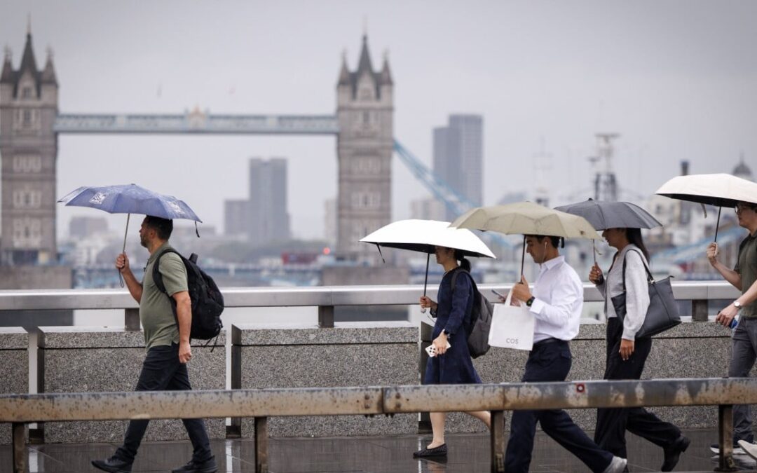 Foreigners jostle to secure UK residency rights before rules tighten
