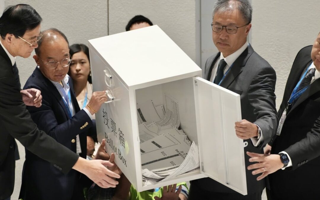 Number of registered electors in Hong Kong drops for fifth year to 4.12 million