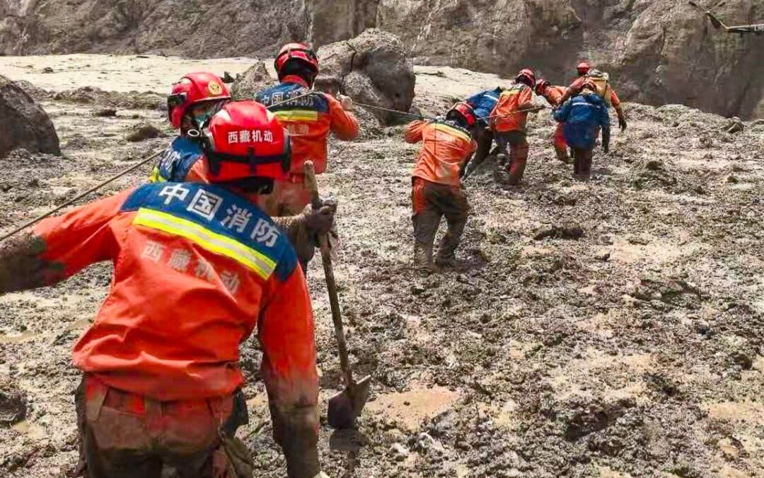 China-Nepal floods: hundreds of foreigners missing in Tibet after disaster