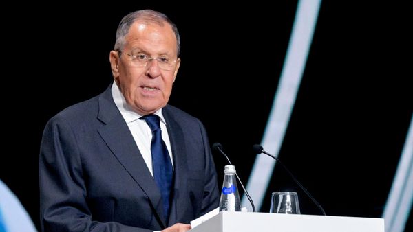 West Trying to Preserve Its Weakening Economic Position Through Dishonest Means – Lavrov
