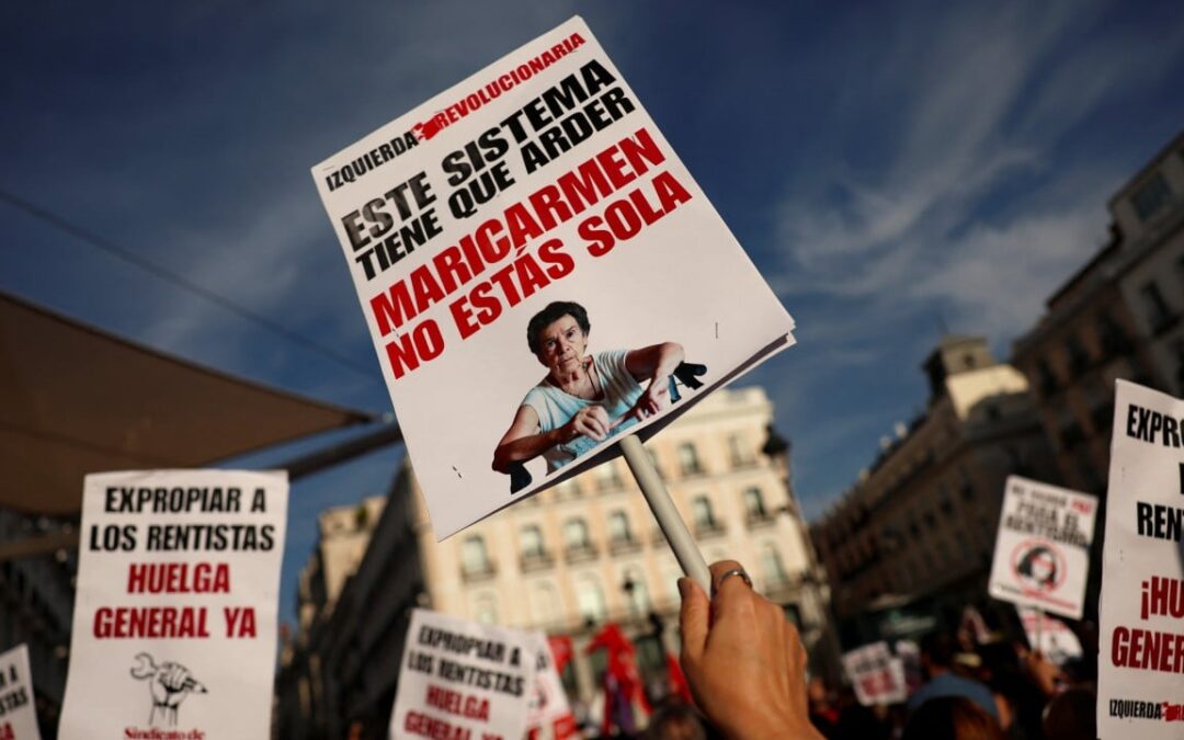Thousands march in Spain over eviction of 87-year-old woman Maricarmen Abascal