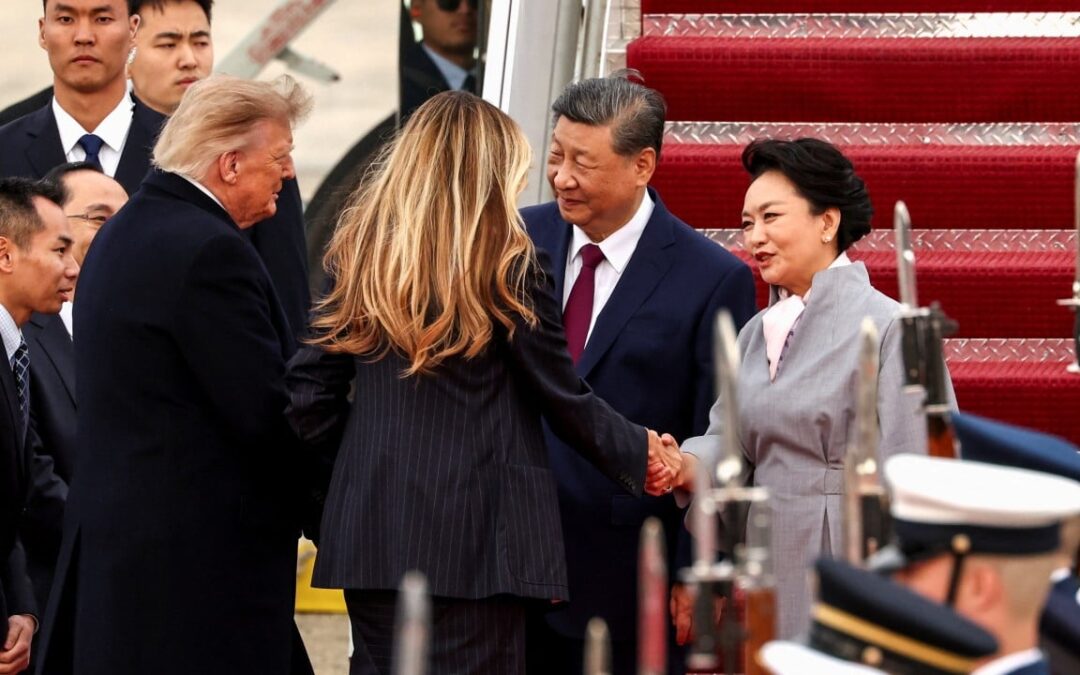 Peng Liyuan and Melania Trump renew acquaintance as Xi arrives in US