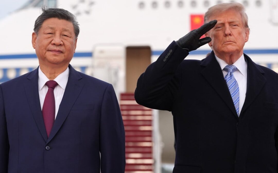 Xi begins 3-day US visit with rare airport welcome from Trump