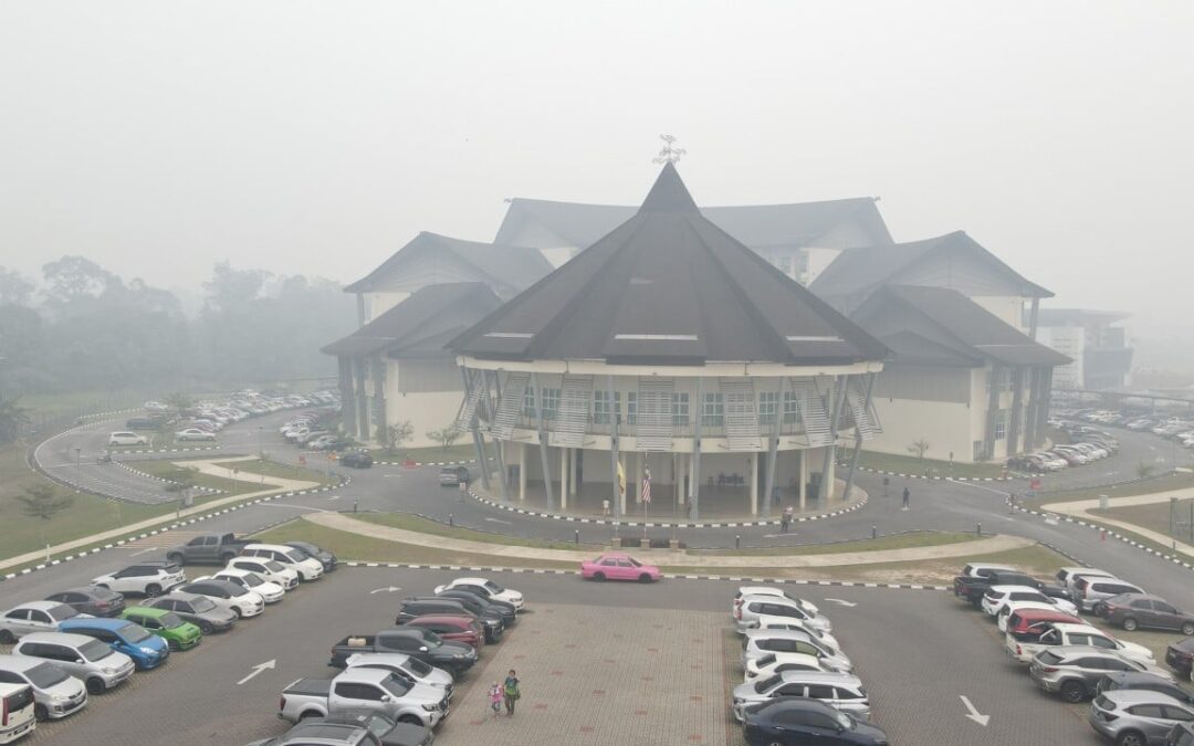 Malaysia declares emergency in Sarawak town as haze pollution level hits 521