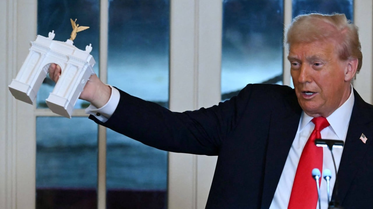 Trump’s arch would be a ‘military complex’ hosting drones, snipers