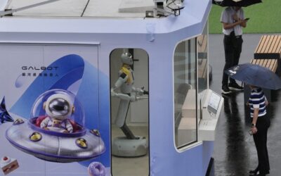 Rain, internet outages hit first day of Hong Kong’s robot convenience stores