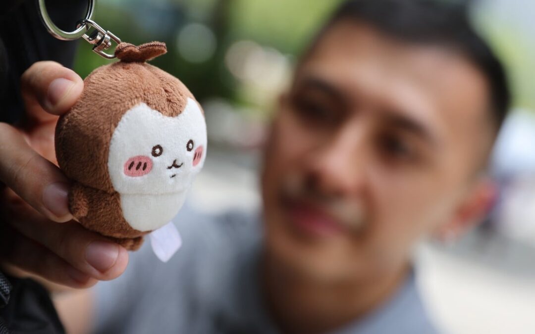 Hong Kong men turn to plush ‘bag charms’ for self-expression, comfort