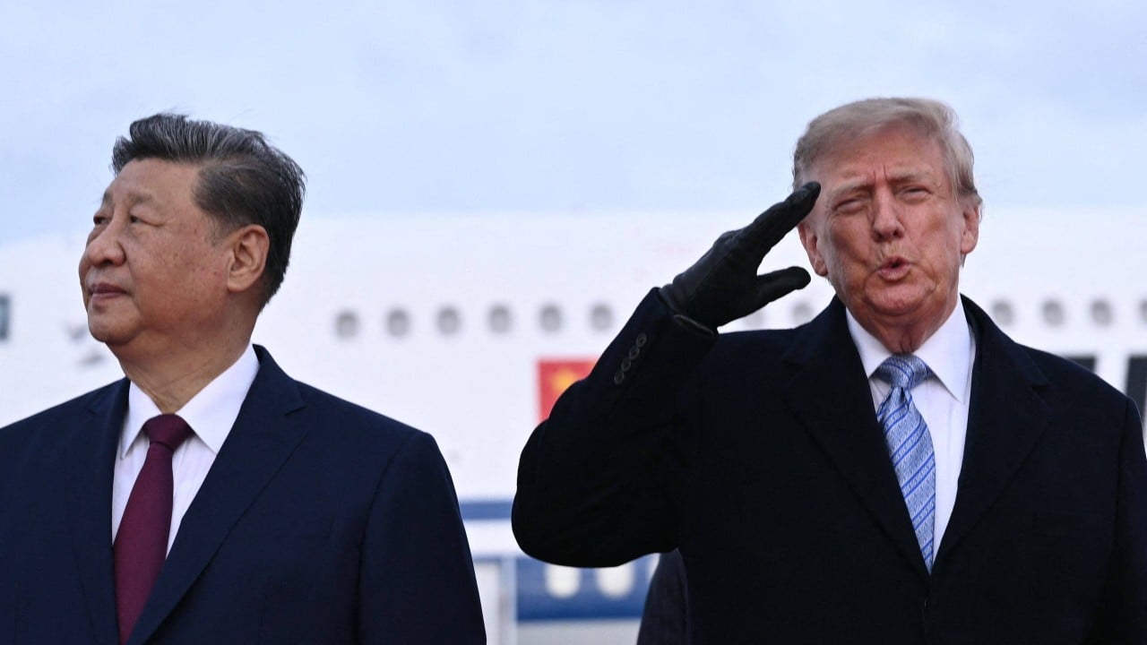 Trump grimaces, Xi unfazed during US military flyover for historic tarmac welcome