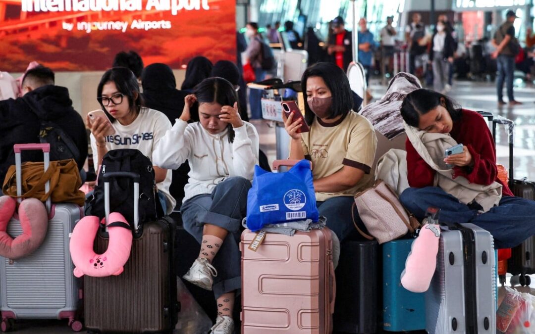 Hong Kong agencies warn of lingering Jakarta flight delays after volcano eruption