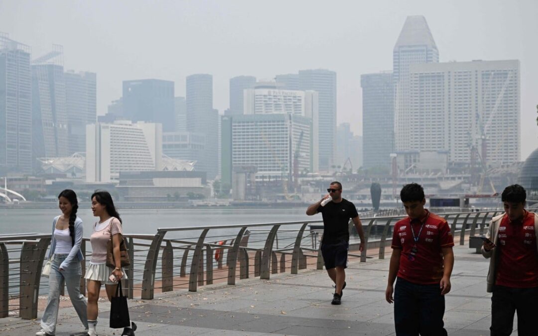 Singapore’s air pollution worst in world as haze shuts Malaysia schools