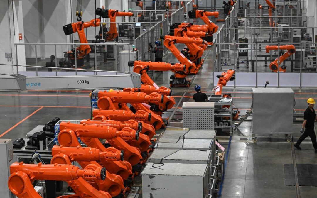 China’s economy to slow as global growth stays solid, US think tank report says